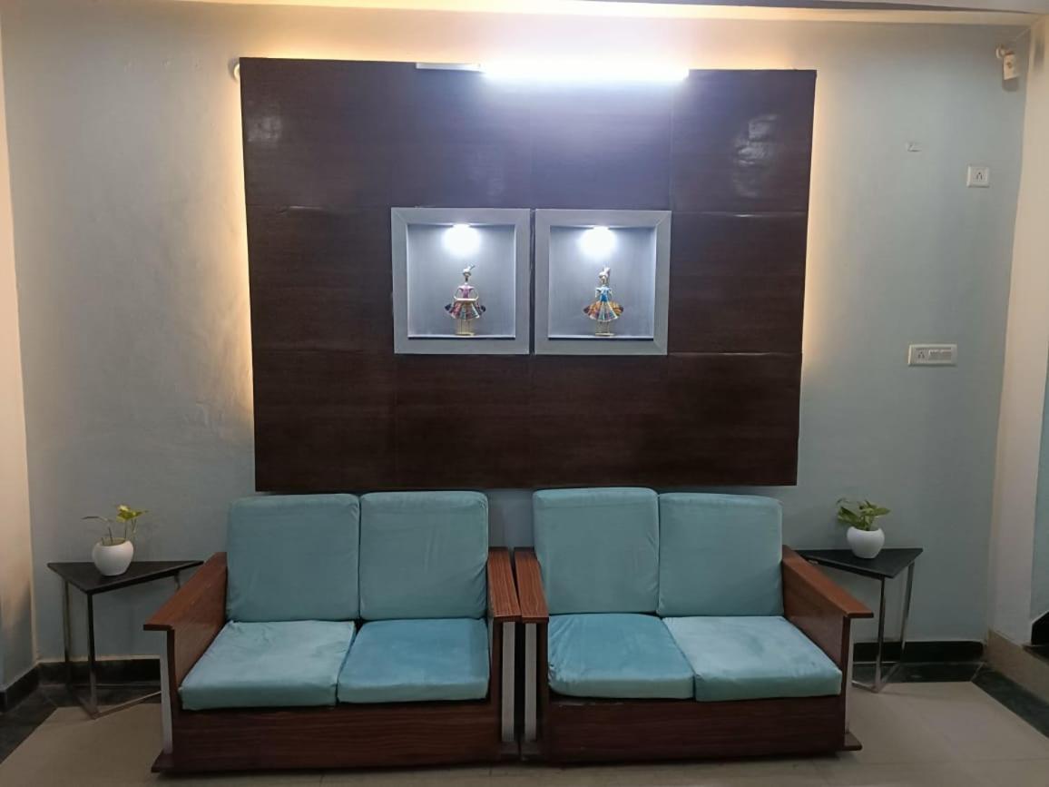 Hotel Krishna Residency Mahoba Exteriör bild